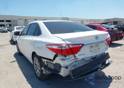 2016 Toyota Camry Xle z USA, uszkodzony, nr VIN 4T1BF1FK4GU574802